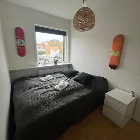 Apartment - 2 Min To Station, Free Parking, Near Main Square Herning
