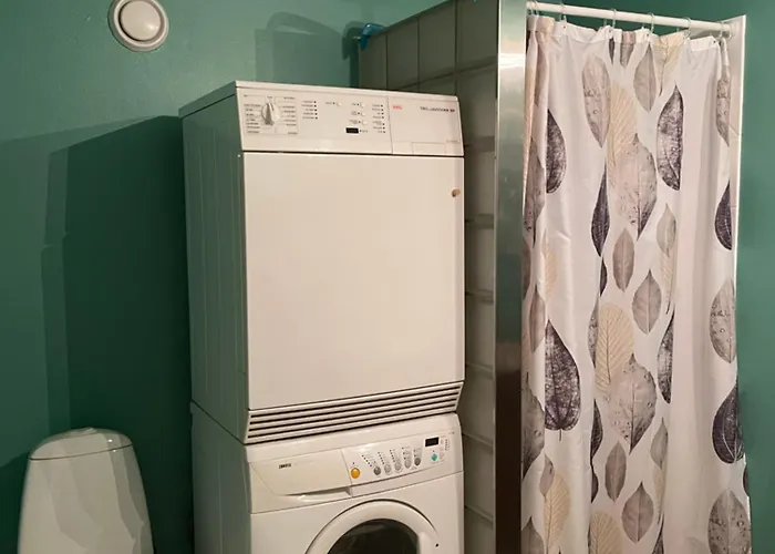 - 2 Min To Station, Free Parking, Near Main Square Lägenhet