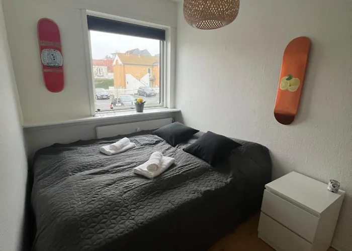 Lägenhet - 2 Min To Station, Free Parking, Near Main Square Herning