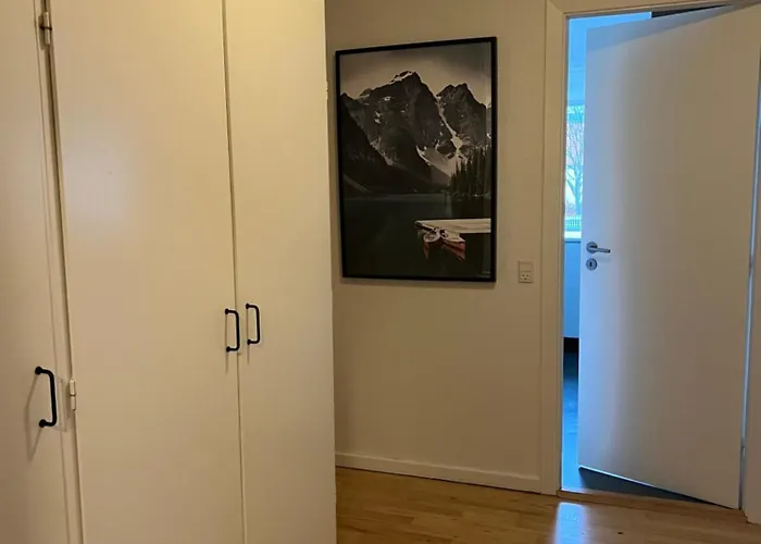 - 2 Min To Station, Free Parking, Near Main Square * Herning